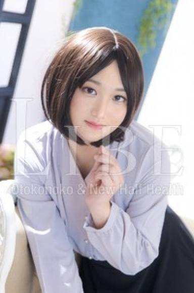 新田あや